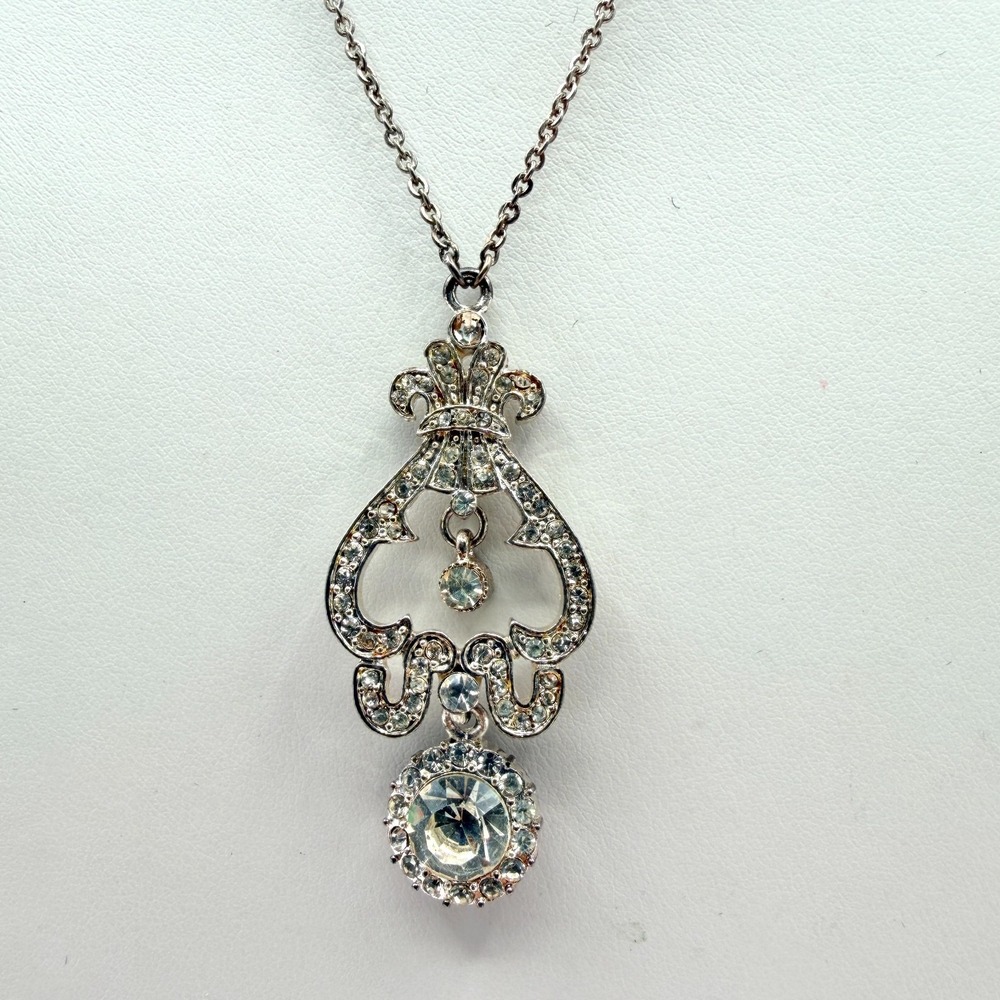 Vintage Silver Tone Rhinestone Lavalier Pendant Necklace Dainty Boho